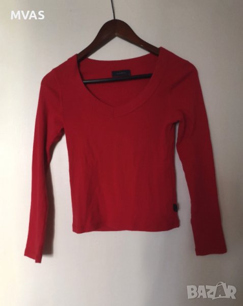 Червена блуза с дълъг ръкав с деколте S размер, снимка 1