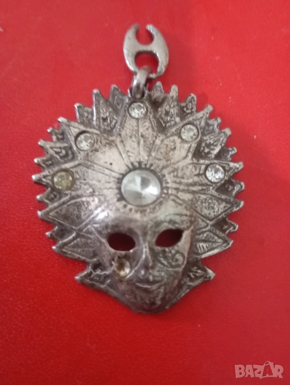 Висулка,медальон, снимка 1