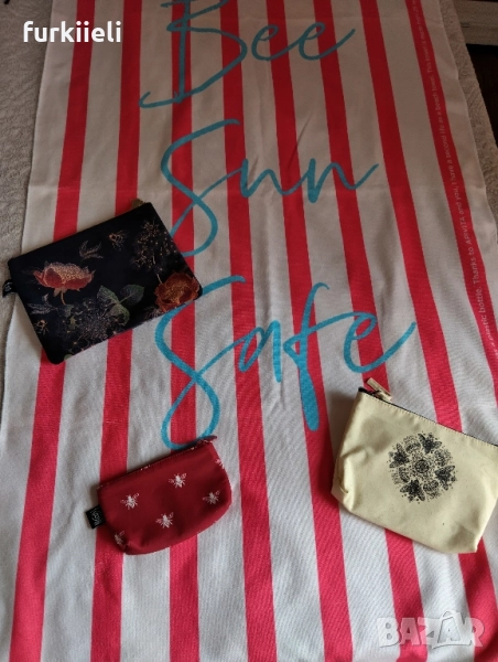 Apivita плажна кърпа+ три несесера , снимка 1