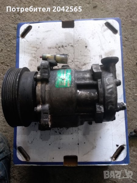 Компресор климатик за Хонда Сивик, снимка 1