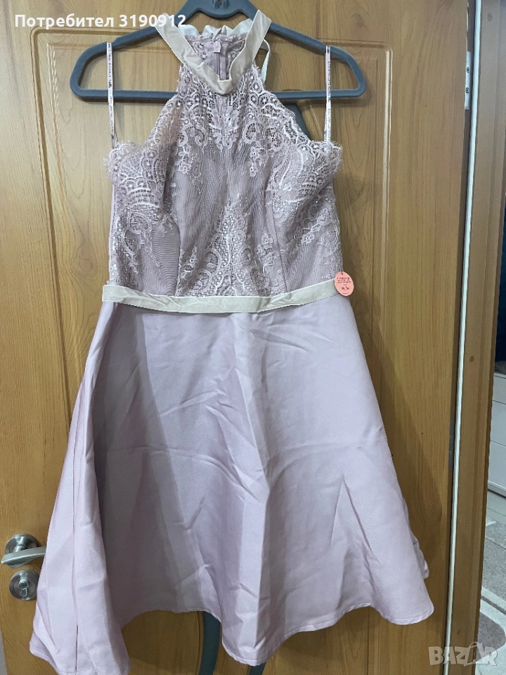 Две официални рокли на Chi-Chi-London, снимка 1