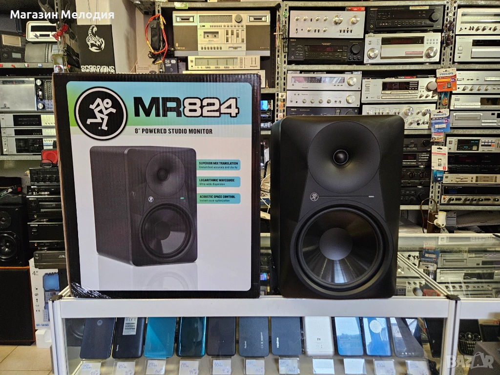 Активни тонколони Mackie MR824 8" активен студиен монитор. Двете за 455 евро. НОВИ., снимка 1