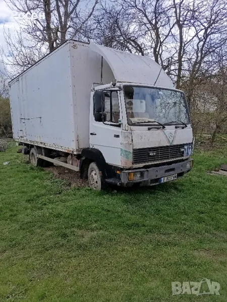 Продавам Мерцедес 814 на части , снимка 1