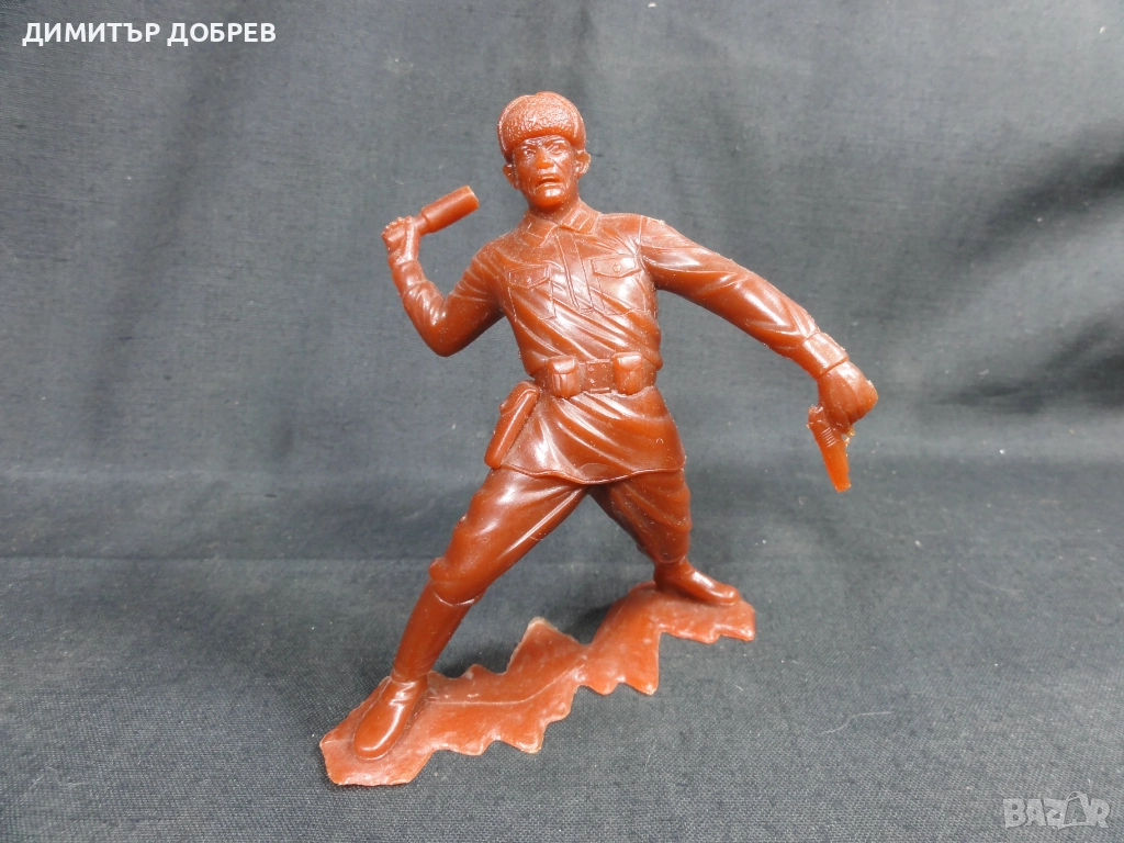 СТАРА РЕТРО СОЦ СССР ПЛАСТМАСОВА ФИГУРКА РУСКИ ВОЙНИК ВСВ, снимка 1