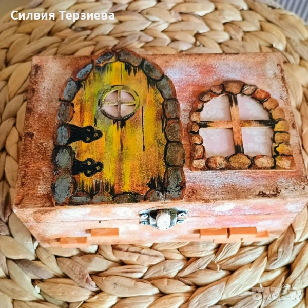 Уникална артистична кутия подходяща за новодомци, снимка 1