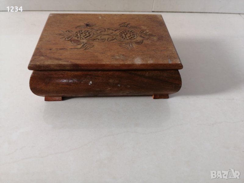 Дървена кутия 16 х 11.5 h 6.5 cm. , снимка 1