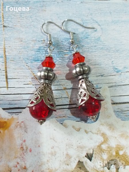 Красиви обици в рубинено червено с филигрирани орнаменти в цвят Сребро , снимка 1