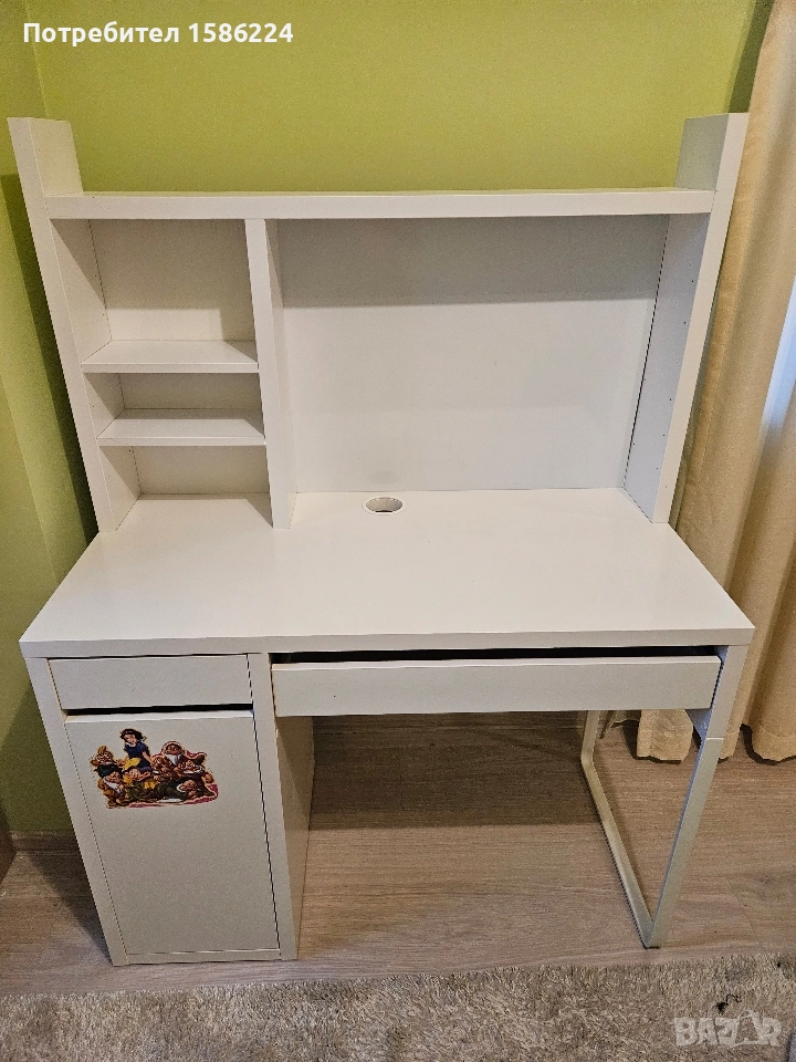 Бюро MICKE с надстройка от IKEA, снимка 1