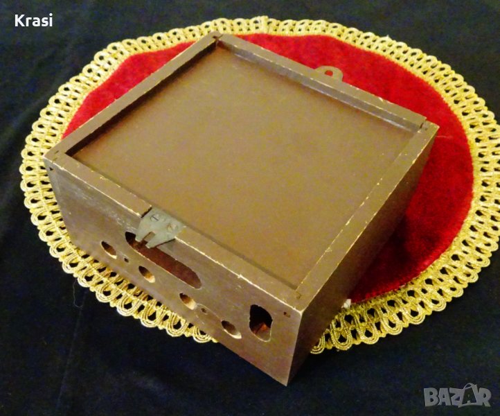 Дървена кутия за механизъм на стенен часовник. , снимка 1