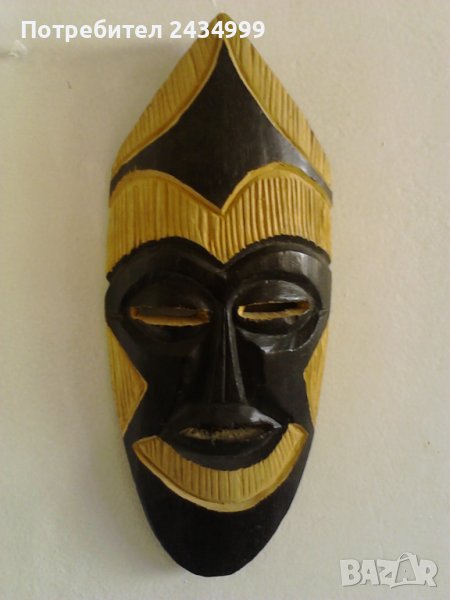 Продавам 2 винтидж африкански маски., снимка 1