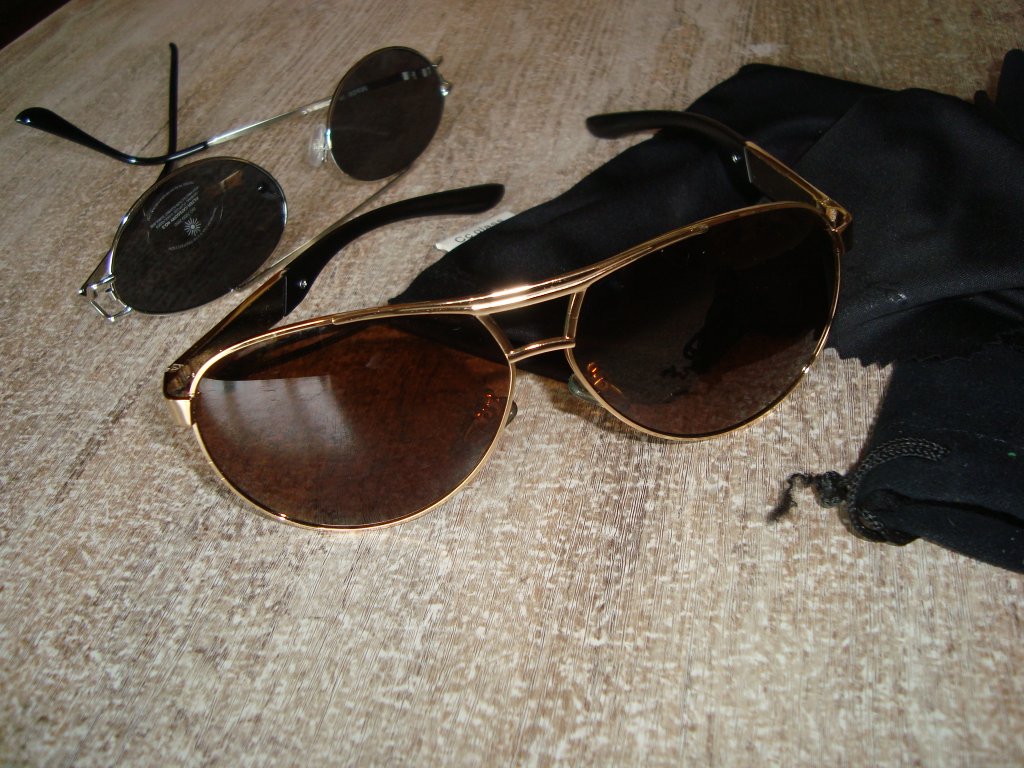Слънчеви очила от Англия в Слънчеви и диоптрични очила в гр. Севлиево -  ID32802604 — Bazar.bg