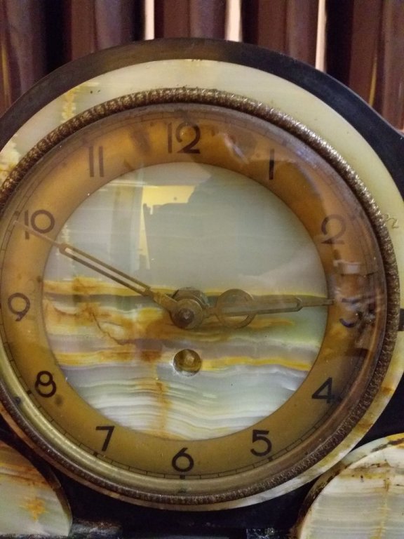 Стар френски каминен часовник от полиран ахат работи точно в Стенни  часовници в гр. Велико Търново - ID35118711 — Bazar.bg
