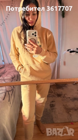 Спортен костюм