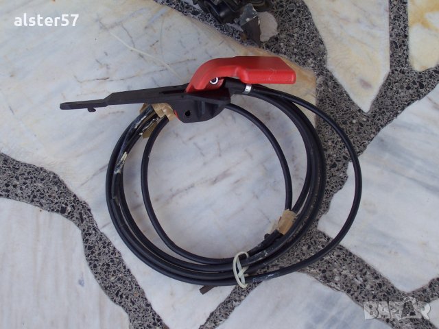 Заключващ механизъм преден капак за Форд Сиера 81AB-16700-BG, снимка 2 - Части - 32480717