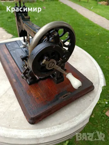 Стара немска шевна машина, снимка 8 - Антикварни и старинни предмети - 50392017