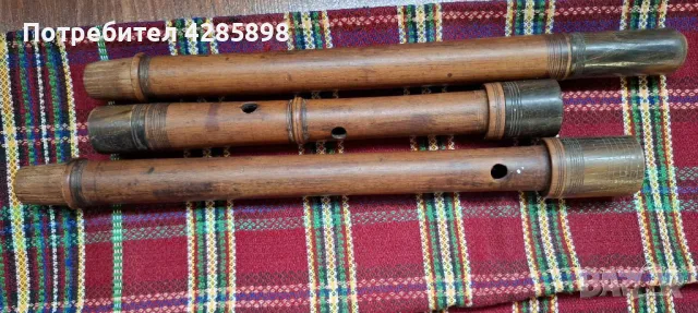 Български триставен кавал.