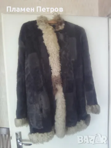 продавам палто дамско размер L с качулка 