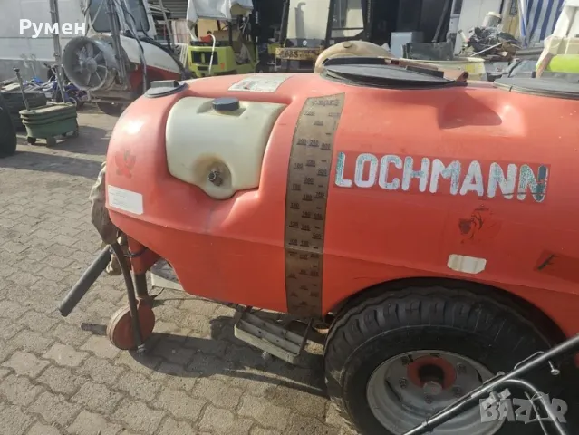 Пръскачка 1000лтр, снимка 4 - Селскостопанска техника - 49989355