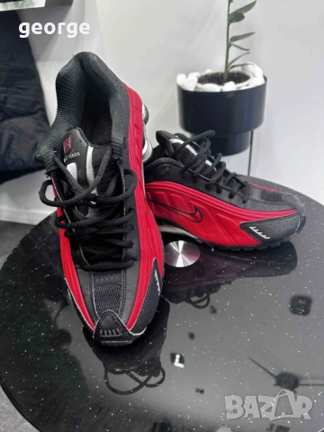 Маратонки Nike Shox - 43 номер, снимка 3 - Маратонки - 53415862