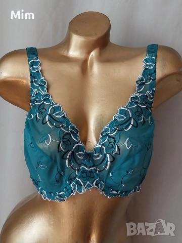 Hunkemoller 75 G Зелен сутиен с бродерия , снимка 3 - Бельо - 51622279