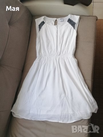 Бяла рокля Vero Moda S, снимка 9 - Рокли - 37325699