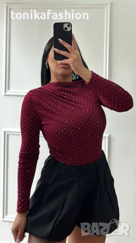 Блуза с камъчета 