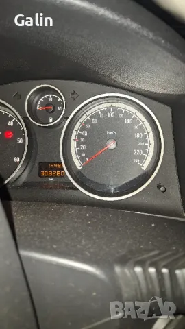 Opel Astra H 1.7cdti 101 2004 цяла за части или двигател, снимка 3 - Автомобили и джипове - 48889839