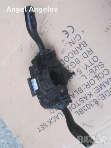 Лостчета светлини чистачки и сензор волан за Audi A4 Sedan B7,  2.0 TDI 8E0953549Q,   (2004 - 2008),