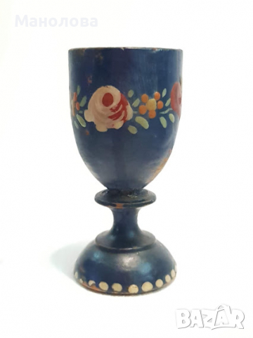 Винтидж дървени чаши за яйца, ръчно рисувани с очарователни детайли., снимка 3 - Антикварни и старинни предмети - 36574935