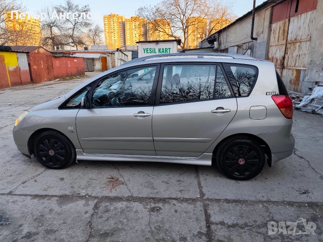 Toyota Corolla Verso 2.0 D-4D | НОВ съединител | Печка | Камера | ТОП, снимка 7 - Автомобили и джипове - 53309842