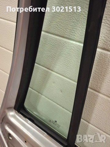 Skoda Octavia 2011-2012г Задна лява врата с инсталация! , снимка 2 - Части - 52550731