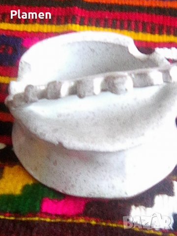 Керамичен пепелник с форма на отворена консерва, снимка 4 - Антикварни и старинни предмети - 32257861