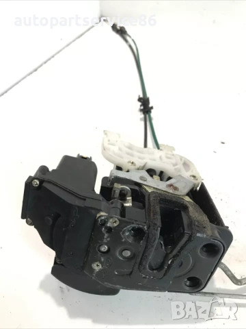 Механизъм на заключване на предна дясна врата за KIA Cerato 1.5 CRDi (2004), снимка 3 - Части - 53254935