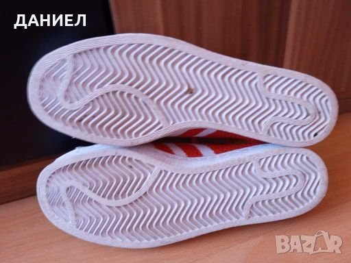 Оригинални Дамски маратонки Adidas superstar номер 38.5, снимка 5 - Маратонки - 27818937