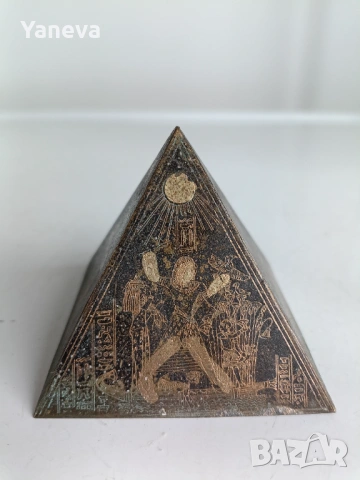 Vintage , бронзови, енергийни пирамиди с египетски мотиви, снимка 6 - Статуетки - 53144685