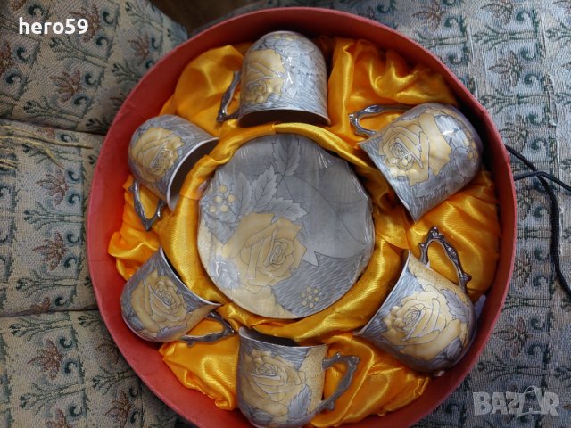 Порцеланов сервиз за кафе или чай от 1970 год., снимка 1