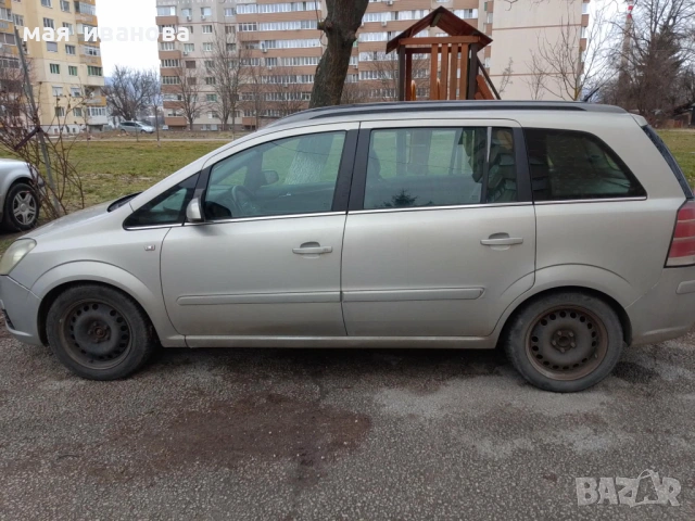АвтомобилOpel Zafira 1.9 CDTI, снимка 9 - Автомобили и джипове - 53302522