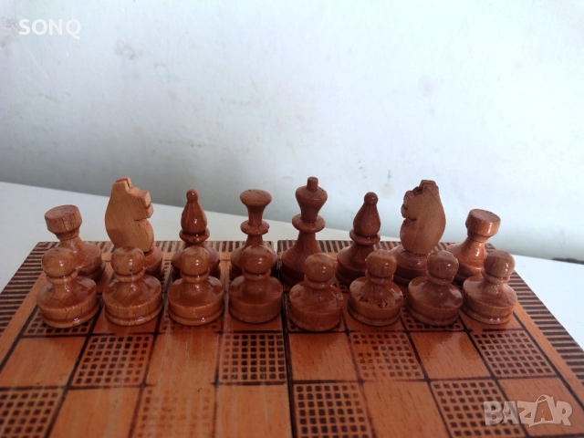 Страхотен Стар Дървен Шах, снимка 3 - Антикварни и старинни предмети - 52787331