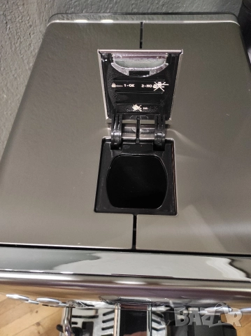 Кафемашина / Каферобот / Кафеавтомат Саеко / Saeco Exprelia Evo , снимка 8 - Кафемашини - 52586784