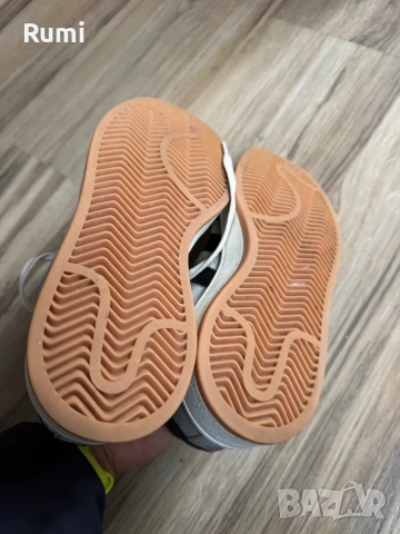 Оригинални класически кецов ADIDAS Campus 2000 ! 38 н, снимка 8 - Кецове - 52188287