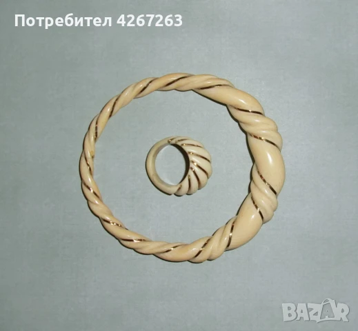 Старинна дамска гривна от слонова кост със златна нишка, от преди забраната , снимка 4 - Гривни - 50508470