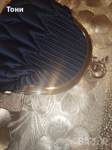 Нова Дамска Малка Чанта , снимка 5 - Чанти - 53358693