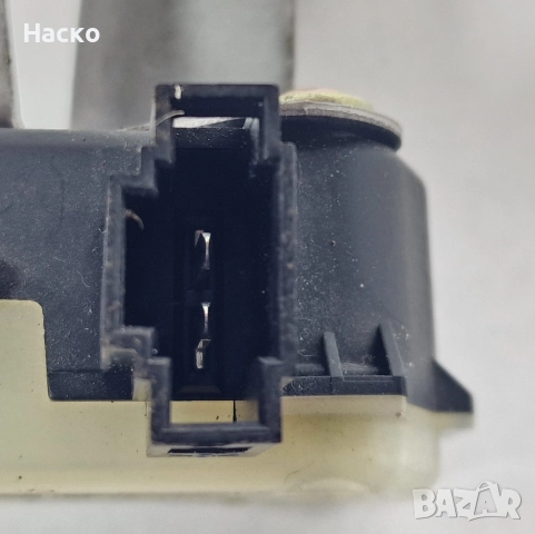 Машинка Централно Механизъм Отваряне Капаче Резервоар Toyota Avensis T25 Тойота Авенсис 2003г-2008г, снимка 3 - Части - 52950566