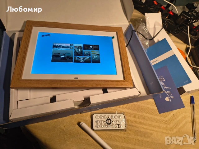 10.1" цифрова фоторамка с дистанционно управление, 1280 * 800 IPS Full View ултра ясен екран , снимка 2 - Декорация за дома - 53204104