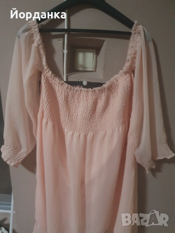 Здравейте продавам дамска рокля 