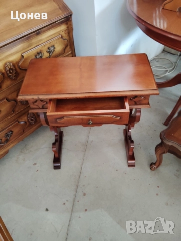 Конзолна масичка, снимка 2 - Маси - 52153837