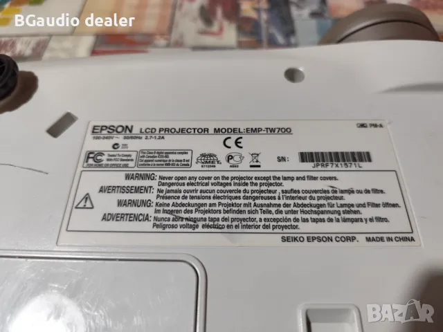 Прожектор Epson Emp-Tw700  554 часа на лампа, снимка 6 - Плейъри, домашно кино, прожектори - 49609932