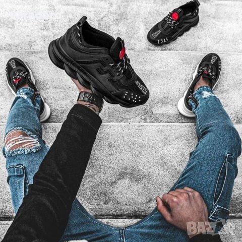 Versace, снимка 2 - Маратонки - 33393446