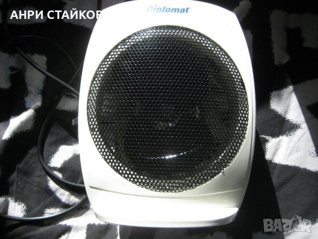 Продавам вентилаторна печка DIPLOMAT Dpl Vtm 3010 2000W, снимка 2 - Отоплителни печки - 43269705