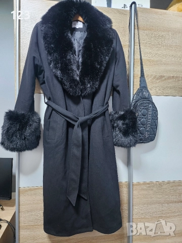 Дълго палто с колан